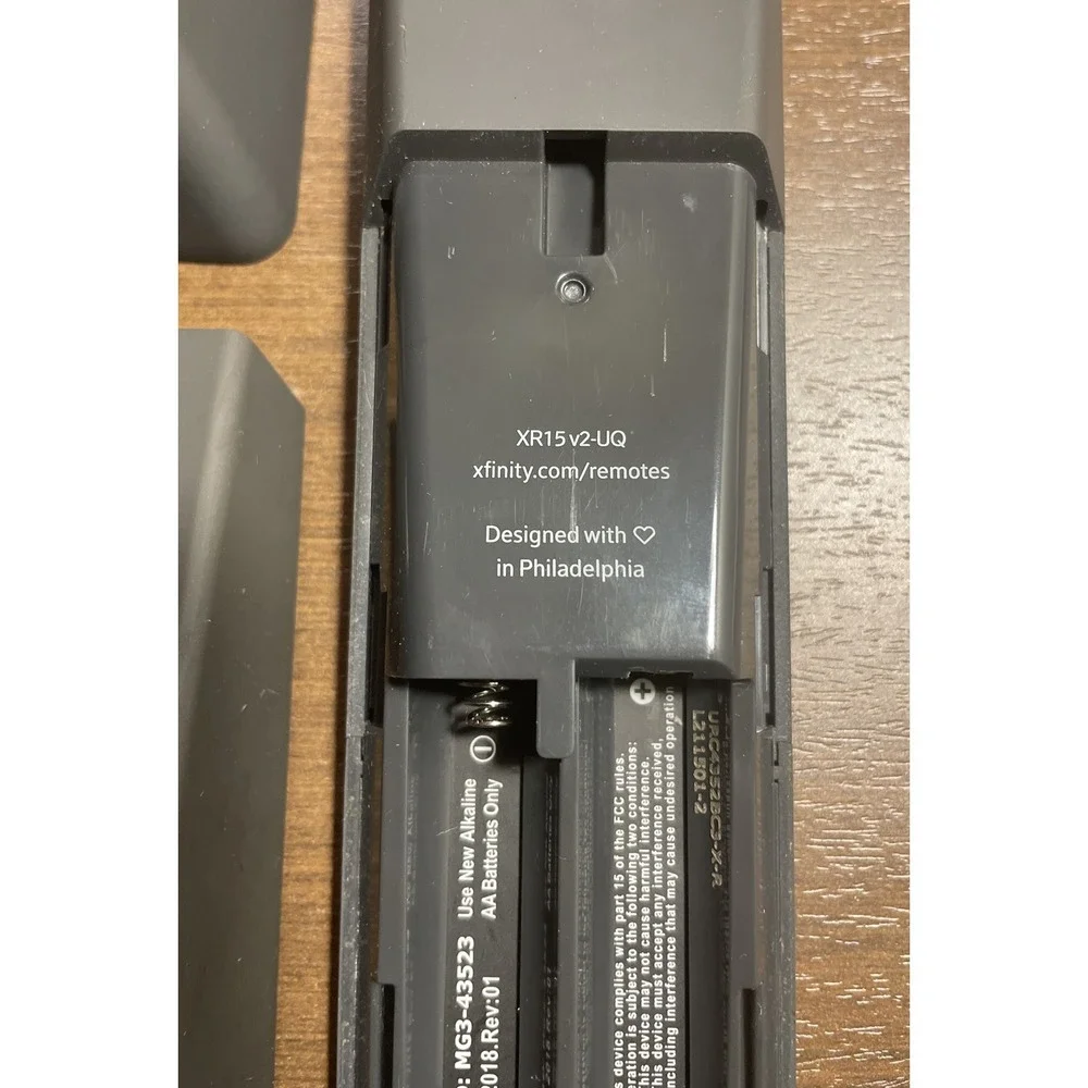 2 REMOTES Xfinity Comcast Remotes XR15- V2-UQ Xr15v2 Dark Gray